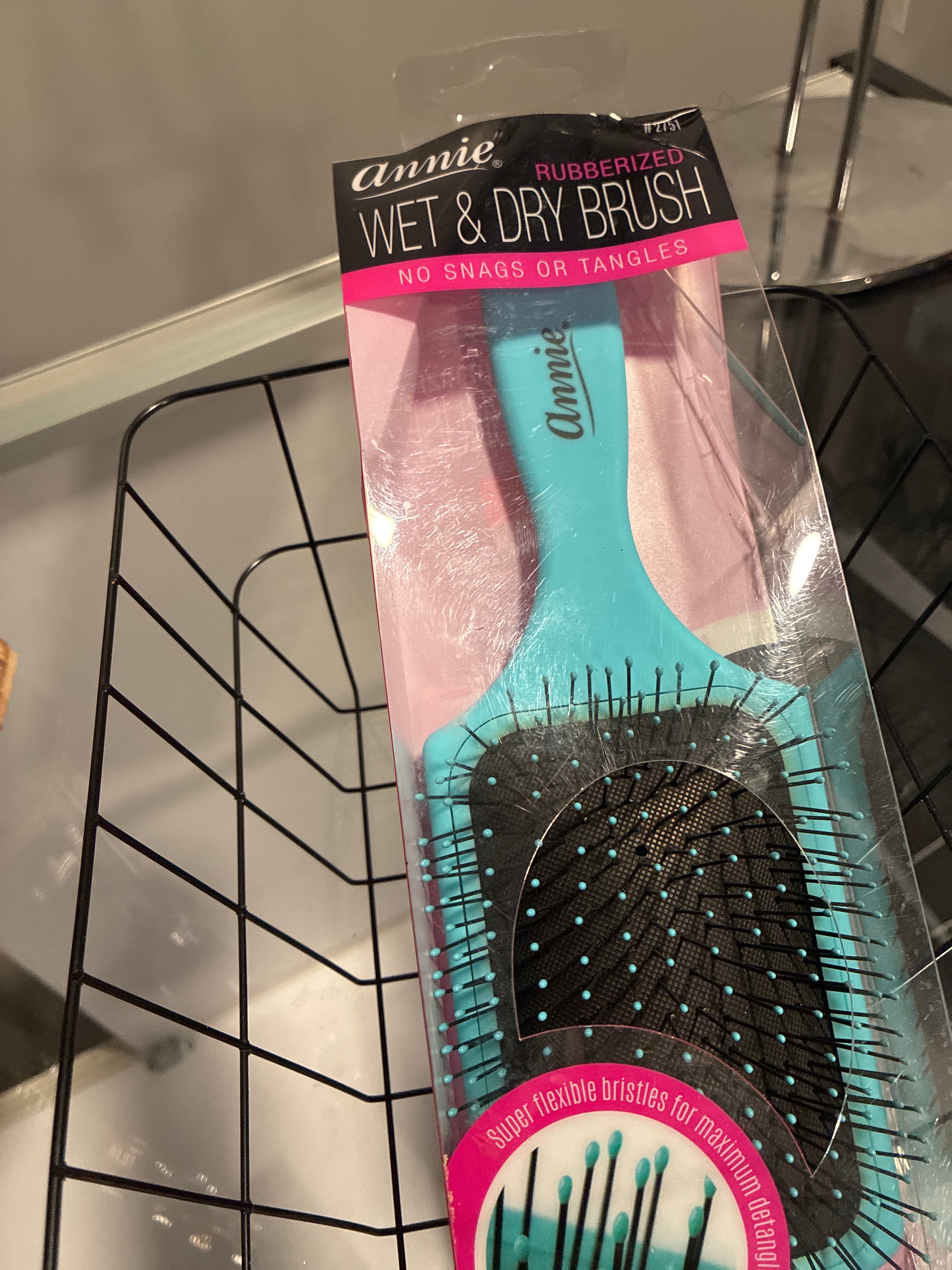 Annie Wet & Dry Brush